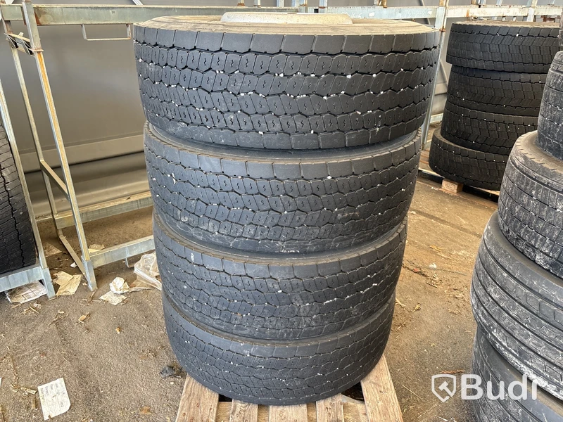 4 st lastbilshjul 315/70 R 22,5