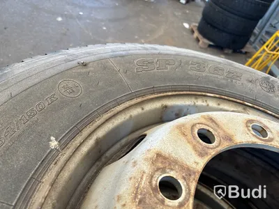 4 st lastbilshjul 315/70 R 22,5, dubbade