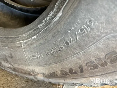 4 st lastbilsdäck 315/70 R 22,5