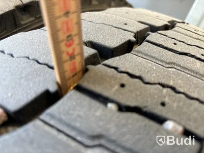 4 st lastbilsdäck 315/70 R 22,5