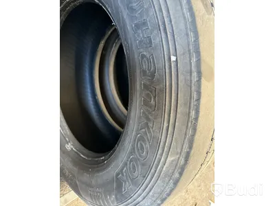 2 st lastbilsdäck 385/55 R 22,5