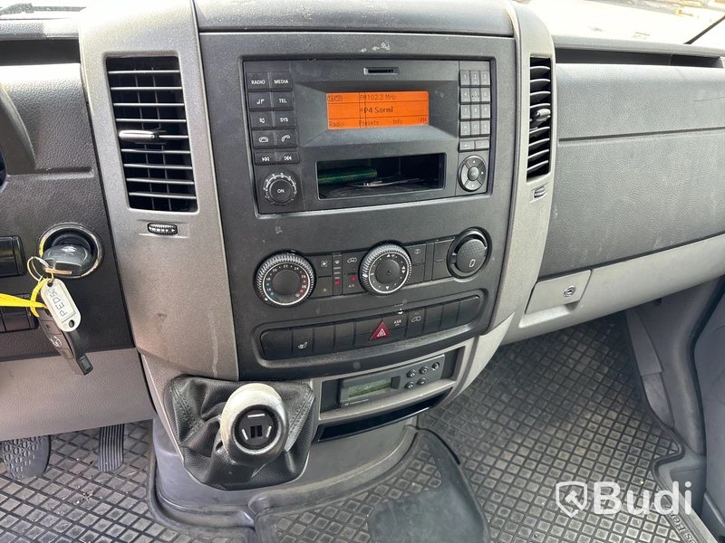Kylbil Mercedes-Benz Sprinter 316 CDI (163hk) -2016 med bakgavellyft  - EXPORT