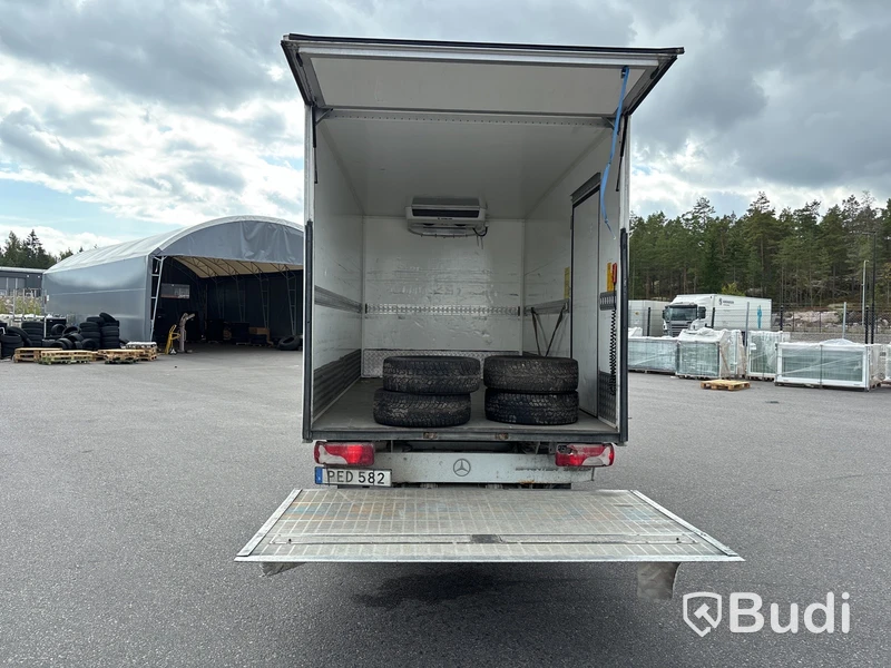 Kylbil Mercedes-Benz Sprinter 316 med bakgavellyft (163hk) -2016 - EXPORT
