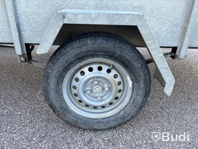 Släpvagn med kåpa Majava M 5032 LJ | 2016