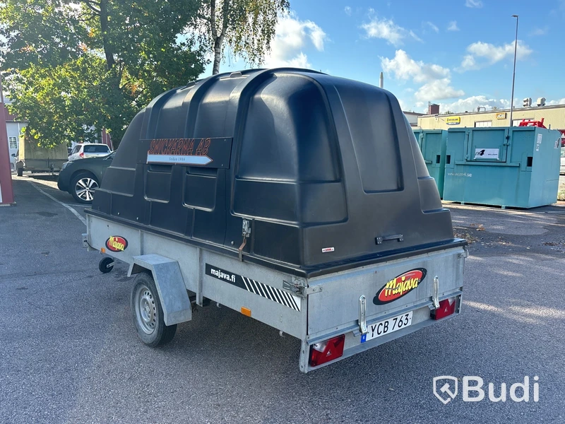 Släpvagn med kåpa Majava M 5032 LJ | 2016