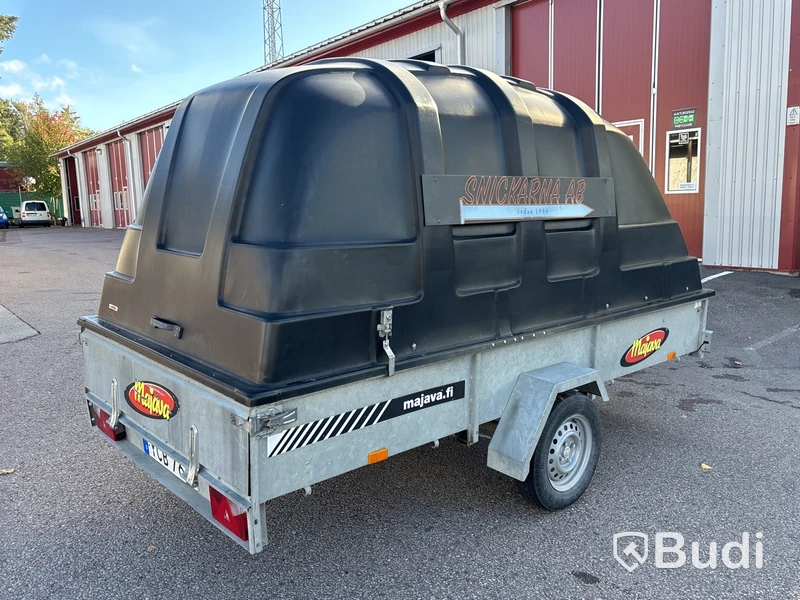 Släpvagn med kåpa Majava M 5032 LJ | 2016