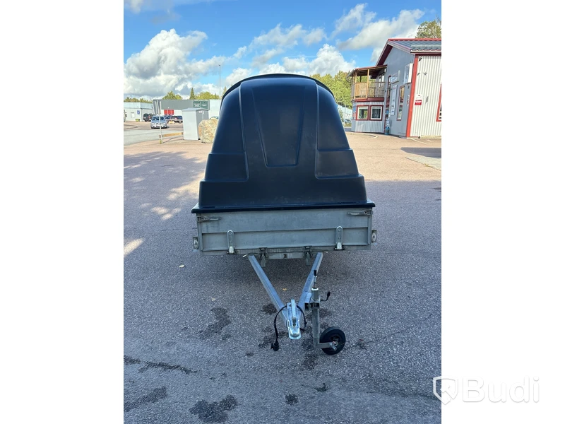 Släpvagn med kåpa Majava M 5032 LJ | 2016