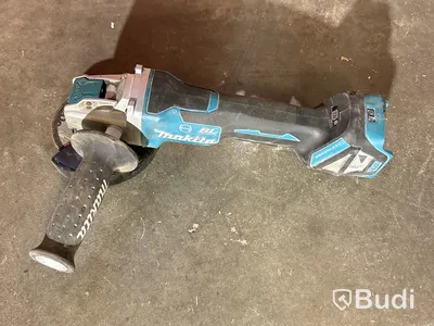 10 st Batterimaskiner Makita
