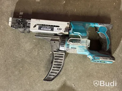 10 st Batterimaskiner Makita