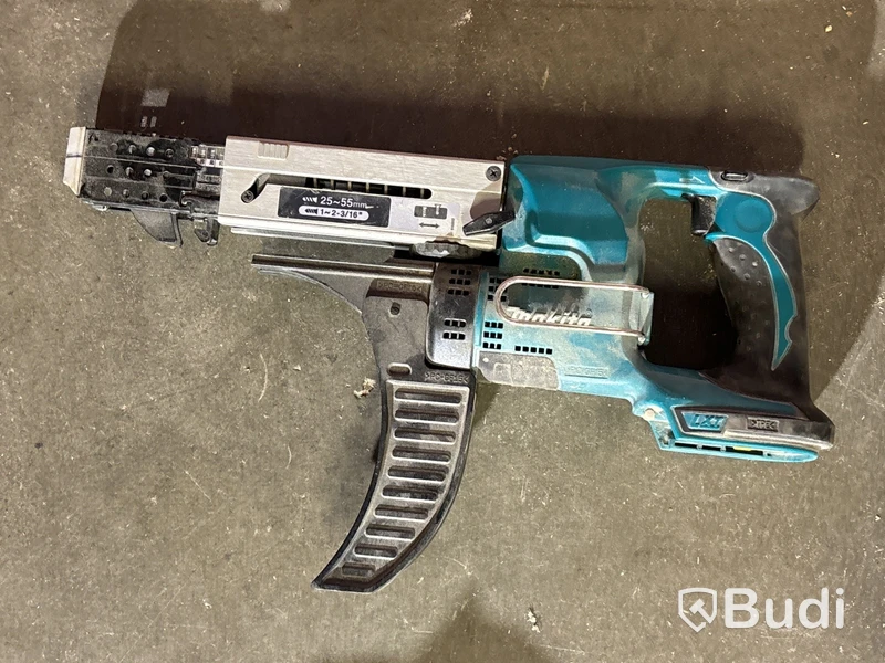 10 st Batterimaskiner Makita