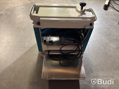 Planhyvel Makita 2012NB