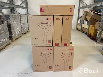 3 st Utomhusarmatur/Parkarmatur inkl. Adapter betongfundament, NY - AVENIDA LENS 35W/4000LM 3000K O20 L-GRÅ, Art. nr: 7749169 och 7749174. Totalt ord. Pris ca: 15700 kr