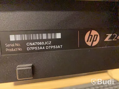 Dataskärmar HP 4st med bordsfäste.