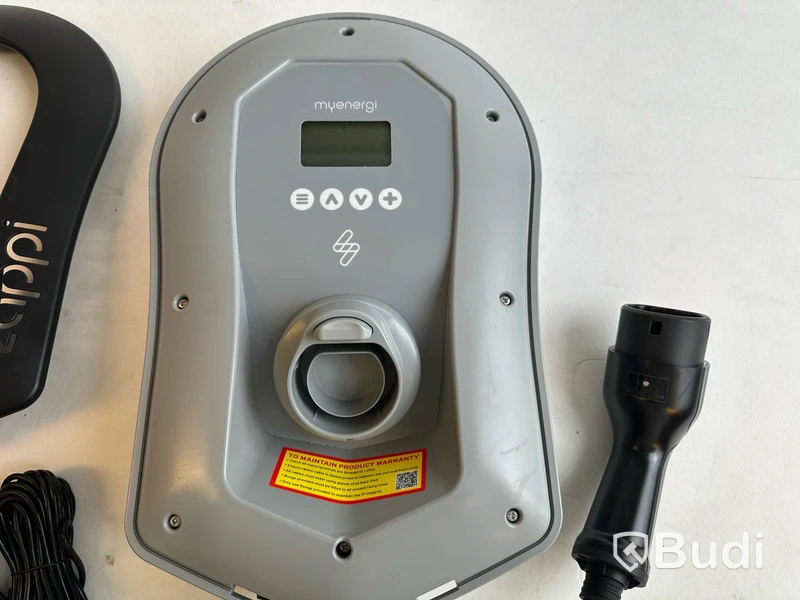 Laddbox Zappi V2 22kW svart med uttag inkl. HARVI och HUB.