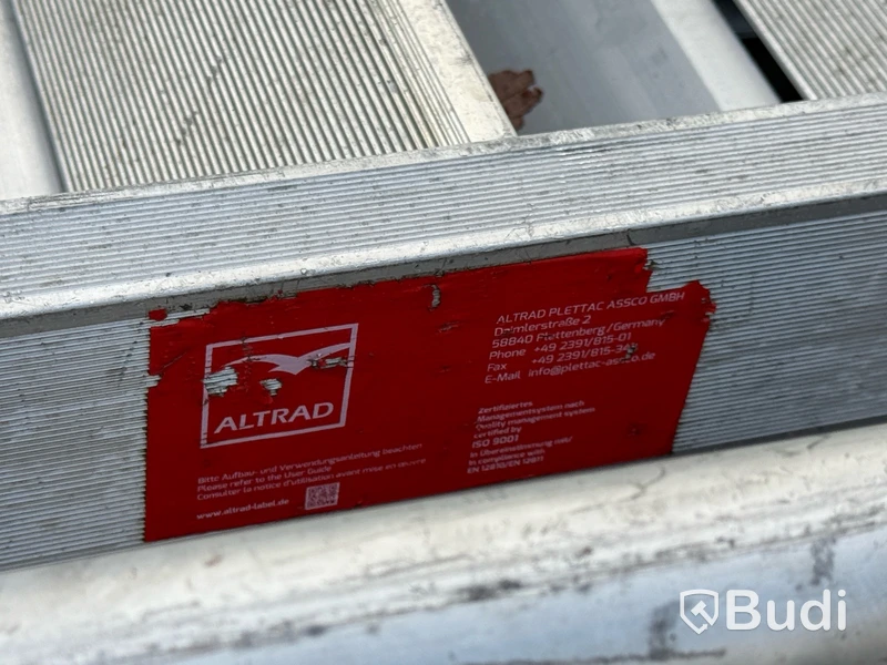Byggställning Altrad & Monzon, Parti
