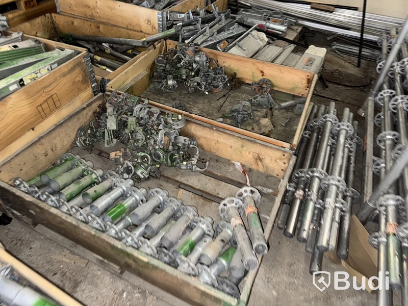 Stort parti byggställning Monzon aluminium samt Altrad/Layher stålställning (Se sista bilden)
