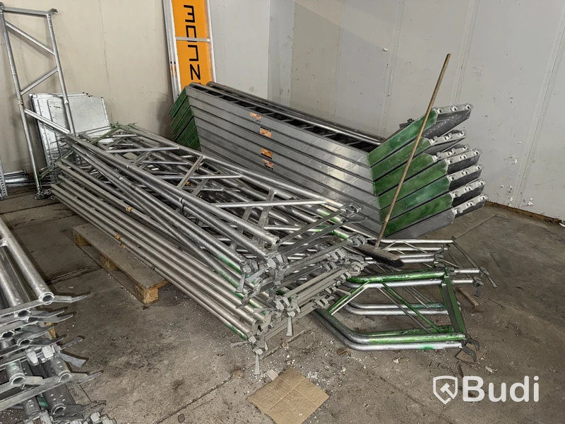 Stort parti byggställning Monzon aluminium samt Altrad/Layher stålställning (Se sista bilden)