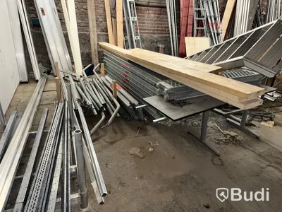 Stort parti byggställning Monzon aluminium samt Altrad/Layher stålställning (Se sista bilden)