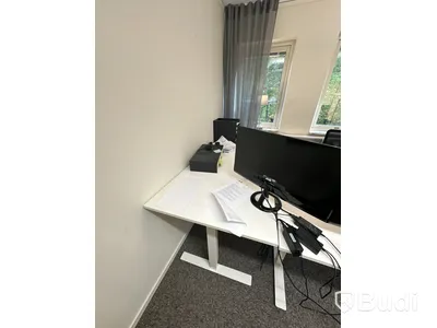 2 st Skrivbord