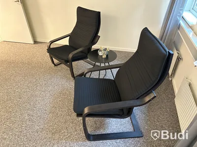 2 st. Fåtöljer och bord