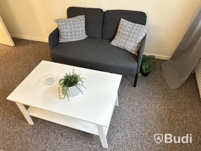 Soffa och bord