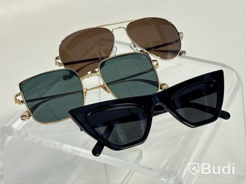 3 st. Solglasögon Nathalie Schuterman: Gwyneth Gold, Billie Black samt Aviator Brown
