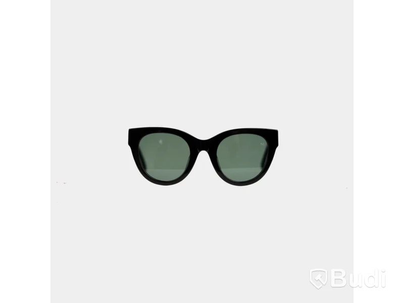 3 st. Solglasögon Nathalie Schuterman: Gwyneth sunglasses gold, Gwyneth sunglasses silver och Margot sunglasses black