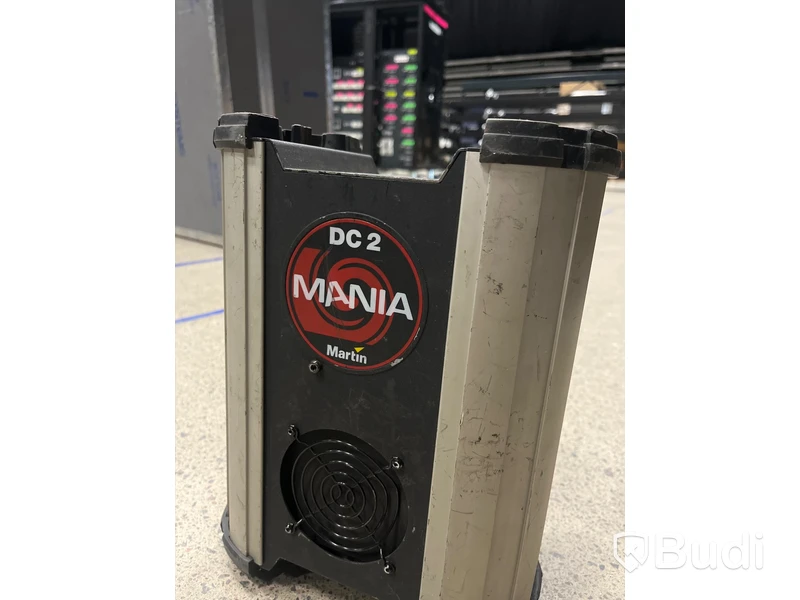 1 st Martin DC2
