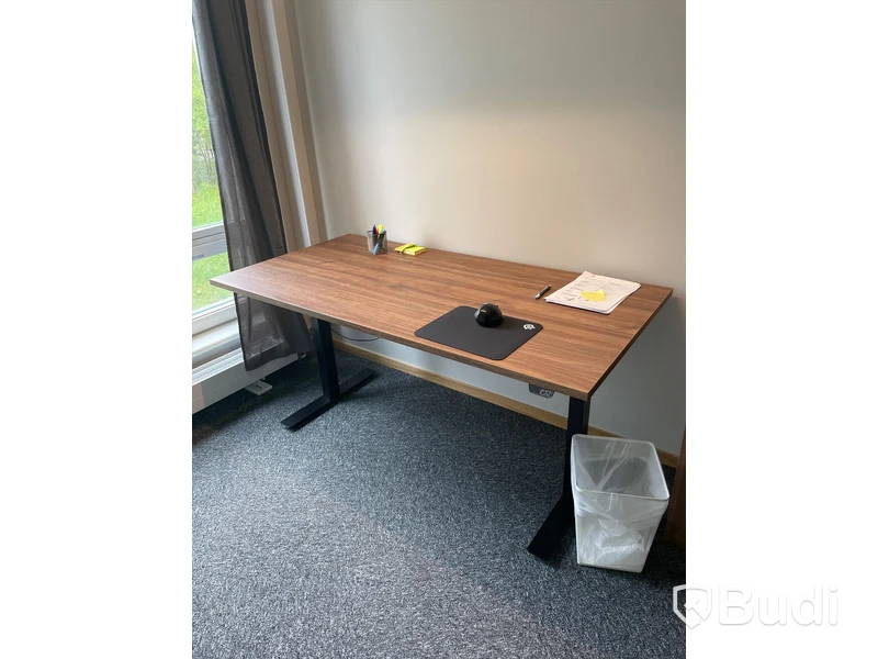 Höj- och sänkbart skrivbord ROLERGO GF-470