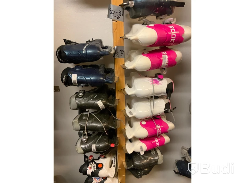 Ca 28st par begagnade nybörjarskridskor