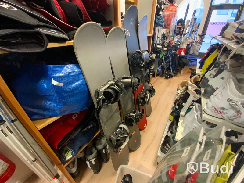 4st begagnade snowboards, 140 till 158 cm