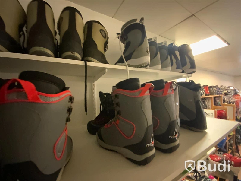 Ca 17 st par snowboard boots i olika modeller