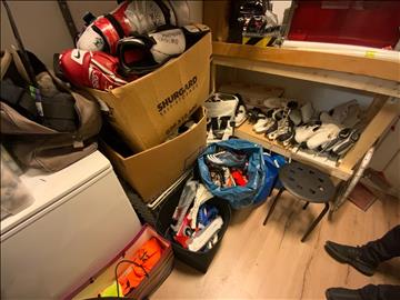 Parti med div blandad sportutrustning