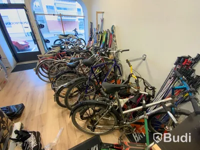 17st begagnade cyklar, olika modeller och storlekar. Auktionen omstartad.