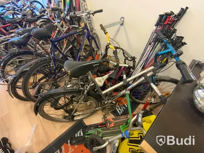 17st begagnade cyklar, olika modeller och storlekar. Auktionen omstartad.