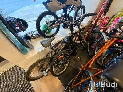 17st begagnade cyklar, olika modeller och storlekar. Auktionen omstartad.