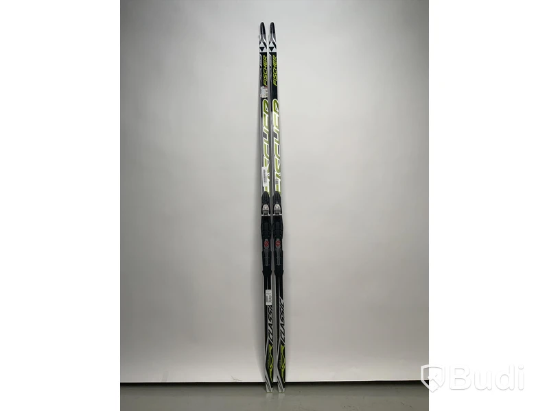 Längdskidor FISCHER RCR classic, L192