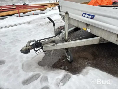 Släpvagn med ramper, Variant 3021P4-10, 2021
