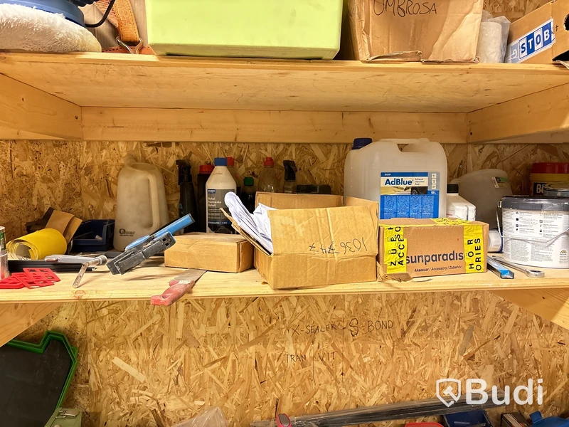 Byggmaterial, verktyg m.m. Stort parti.