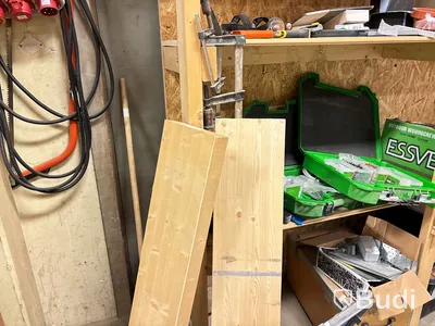 Byggmaterial, verktyg m.m. Stort parti.