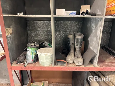 Byggmaterial, verktyg m.m. Stort parti.