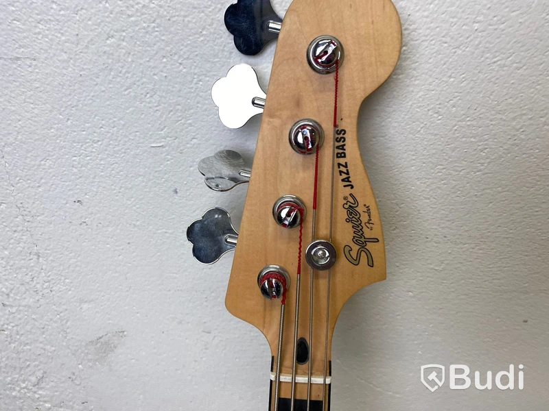 Elbas Squire by Fender Jazz Bass