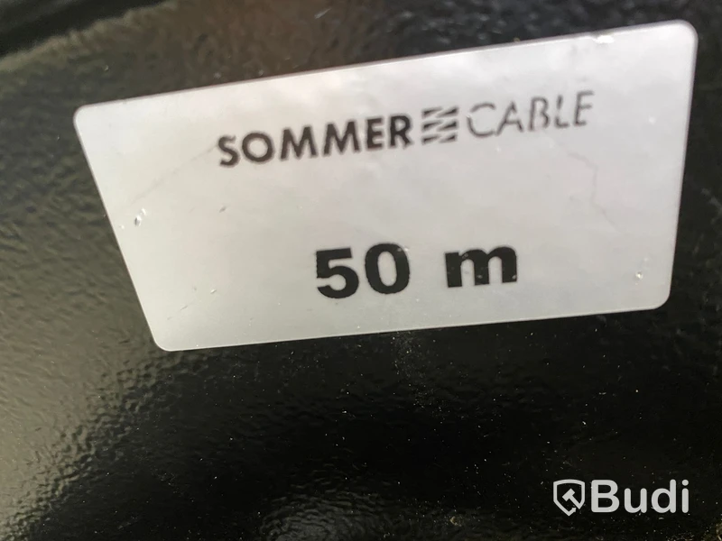50 meter multikabel i rullcase från Holmberg trasigt vred för veven