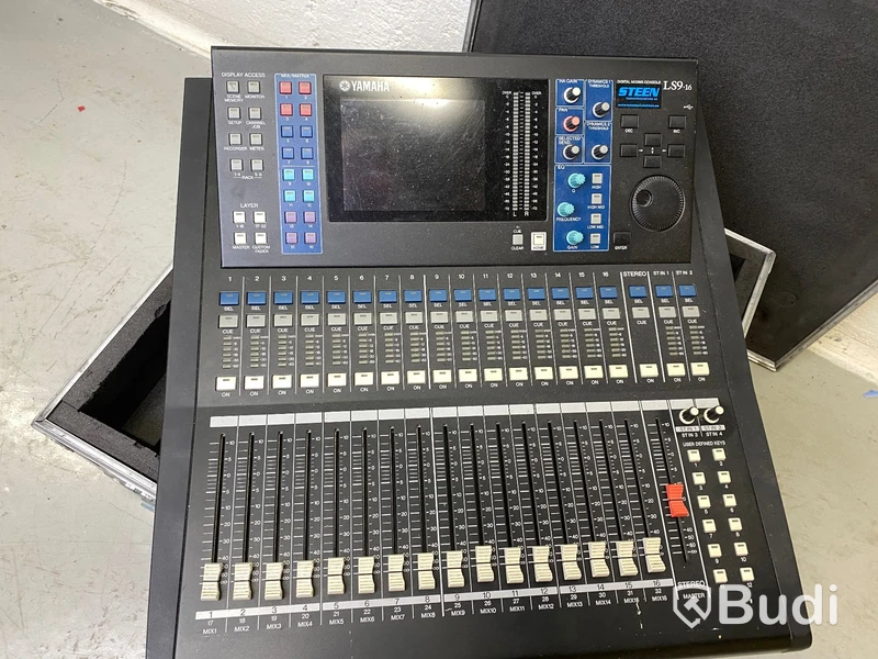 Digital Mixer i Case, Yamaha LS9-16. Omstartad