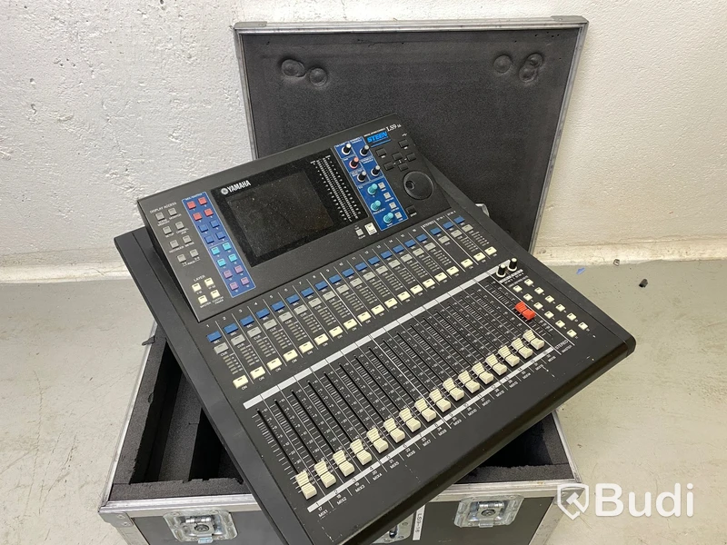 Digital Mixer i Case, Yamaha LS9-16. Omstartad