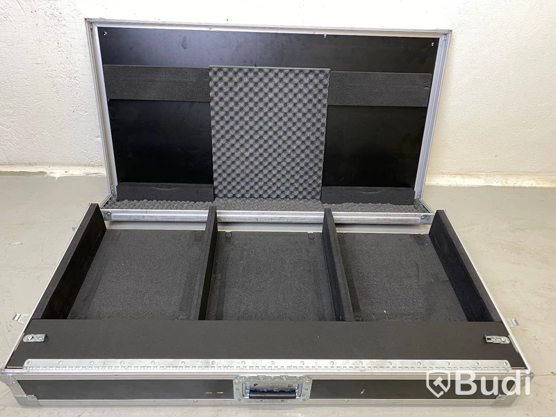 Holmbergcase ca 108x60x60, tomt,  förberett för Pioneer DJ-kit