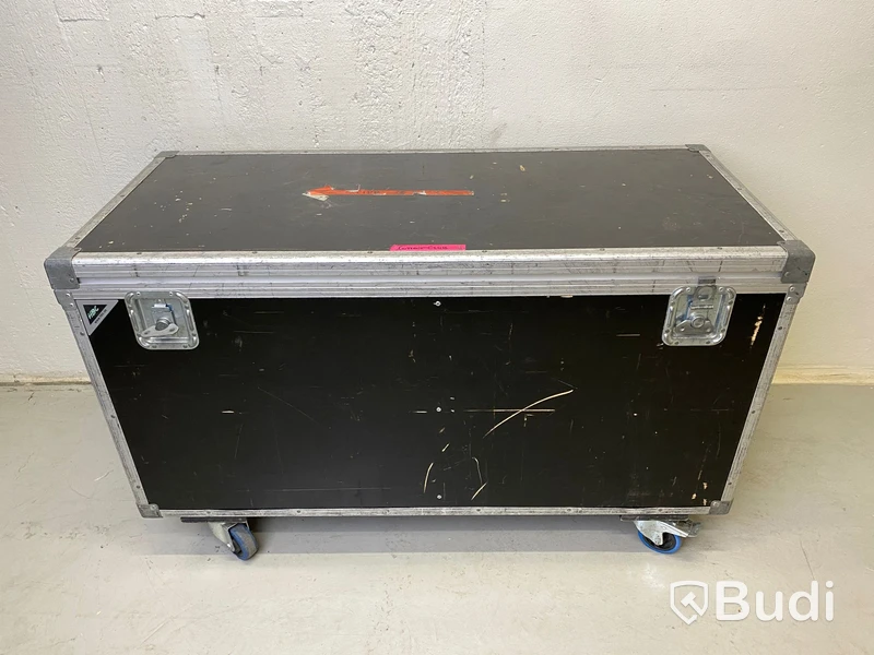 4st D&B Audiotechnik M4 scenmonitorer i Holmberg-case