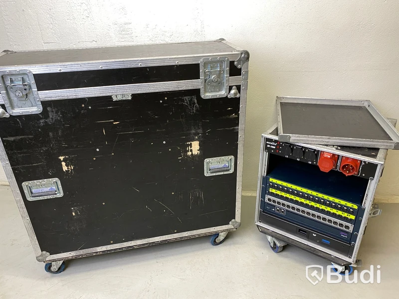 Digitalt mixerbord Avid Venue SC48 ink Avid Stageboxmed skärm i rullcase
