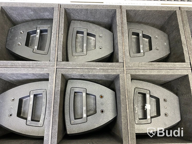 6st D&B Audiotechnik E8 i Holmberg case på hjul Nypris ca 23000 SEK/st