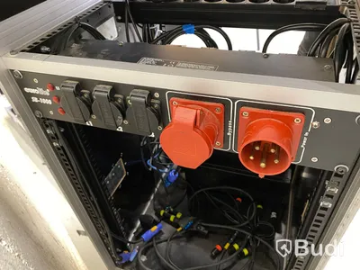 Case med inbyggt rak och 2st Allen Heath AB168 Audiorack samt 1st Eurolite SB-1000